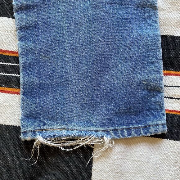 Vintage Wrangler Distressed 100% Cotton Jeans. USA. 31/34. Workwear. Western. - Picture 12 of 15